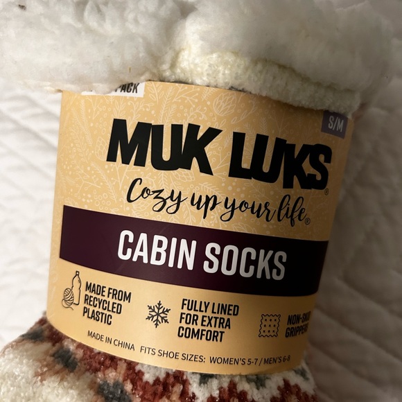 Muk Luks cabin socks, fully lined, grippers, fleece, size small/medium - Picture 6 of 6